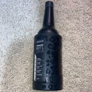 FINAL DROP 🚨 NWT Black Animal Print Brumate Can coolie Metal Can Cooler coozie